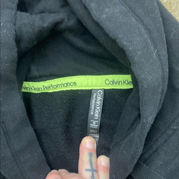 Calvin Klein performance sz XS womans black crop top front pouch Black Hoodie - Picture 2 of 5